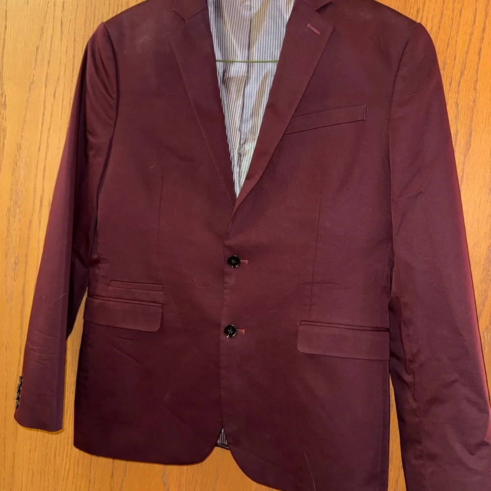 Men's Burgundy Blazer - Classic Two-Button Coat - Picture 1 of 6